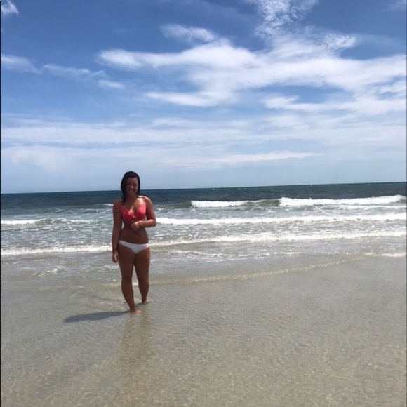 Meet your Posher, Hannah - Picture 1 of 1